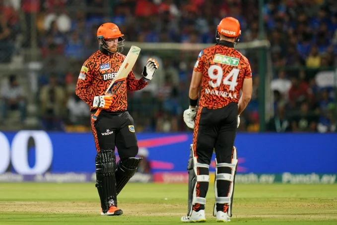 SRH breaks the record of most sixes in an inning against RCB in IPL 2024.