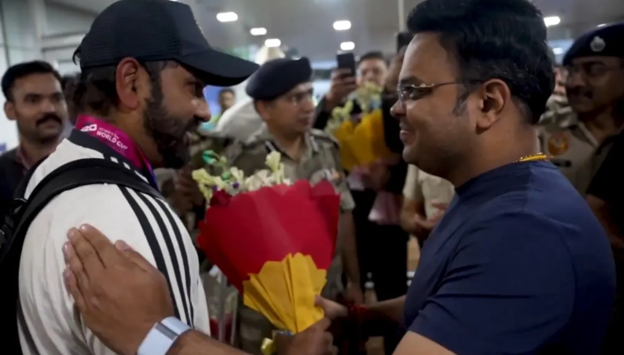 Rohit-sharma-celebration-after-t20-world-cup-victory Jay Shah Welcomes Rohit Sharma After Arrival in India